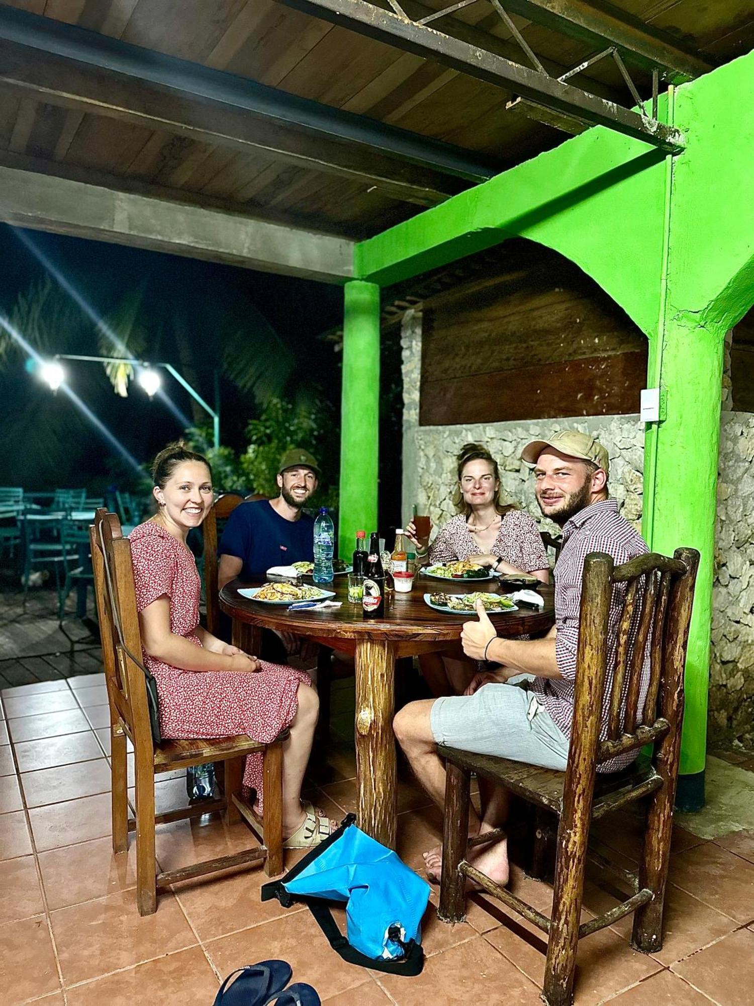 Palmeras Del Rio Hotel La Vina Екстериор снимка